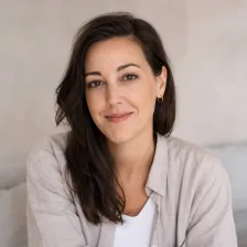 Maya Collins